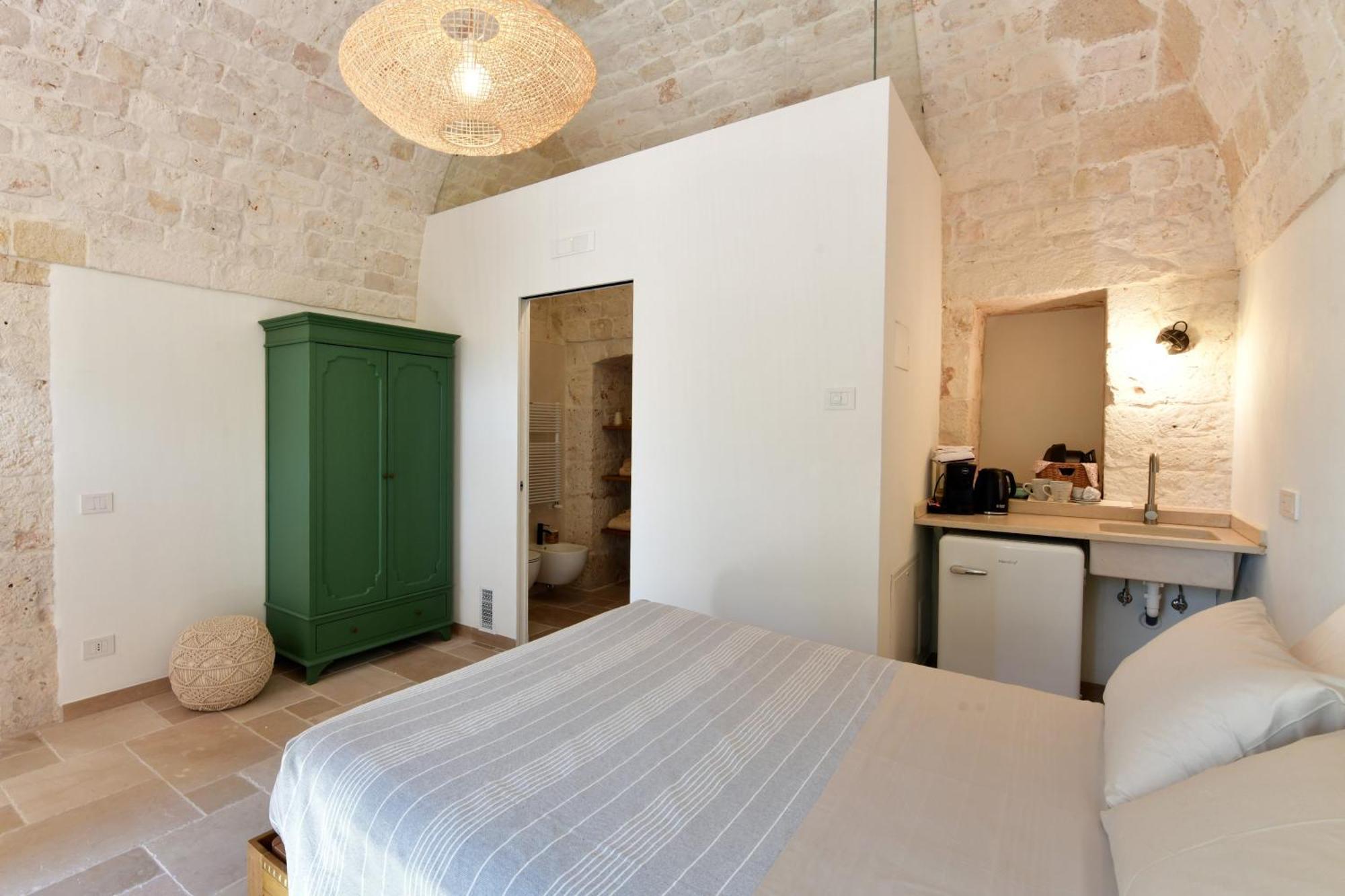 Lamarossa Trulli & Suites Antonelli Екстериор снимка