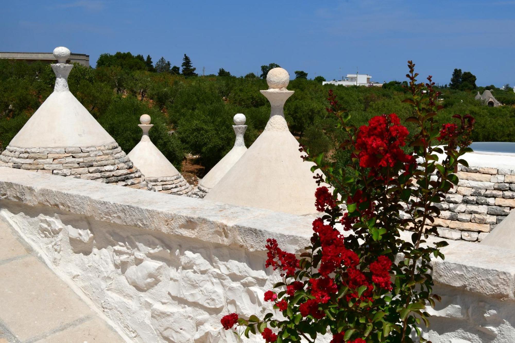 Lamarossa Trulli & Suites Antonelli Екстериор снимка