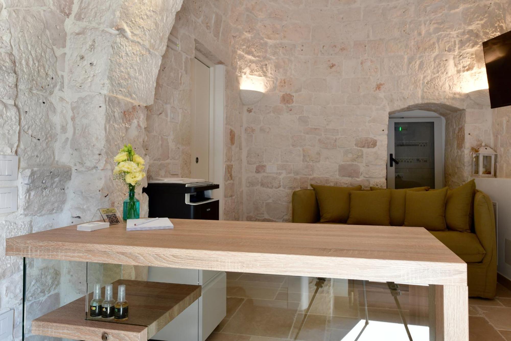 Lamarossa Trulli & Suites Antonelli Екстериор снимка