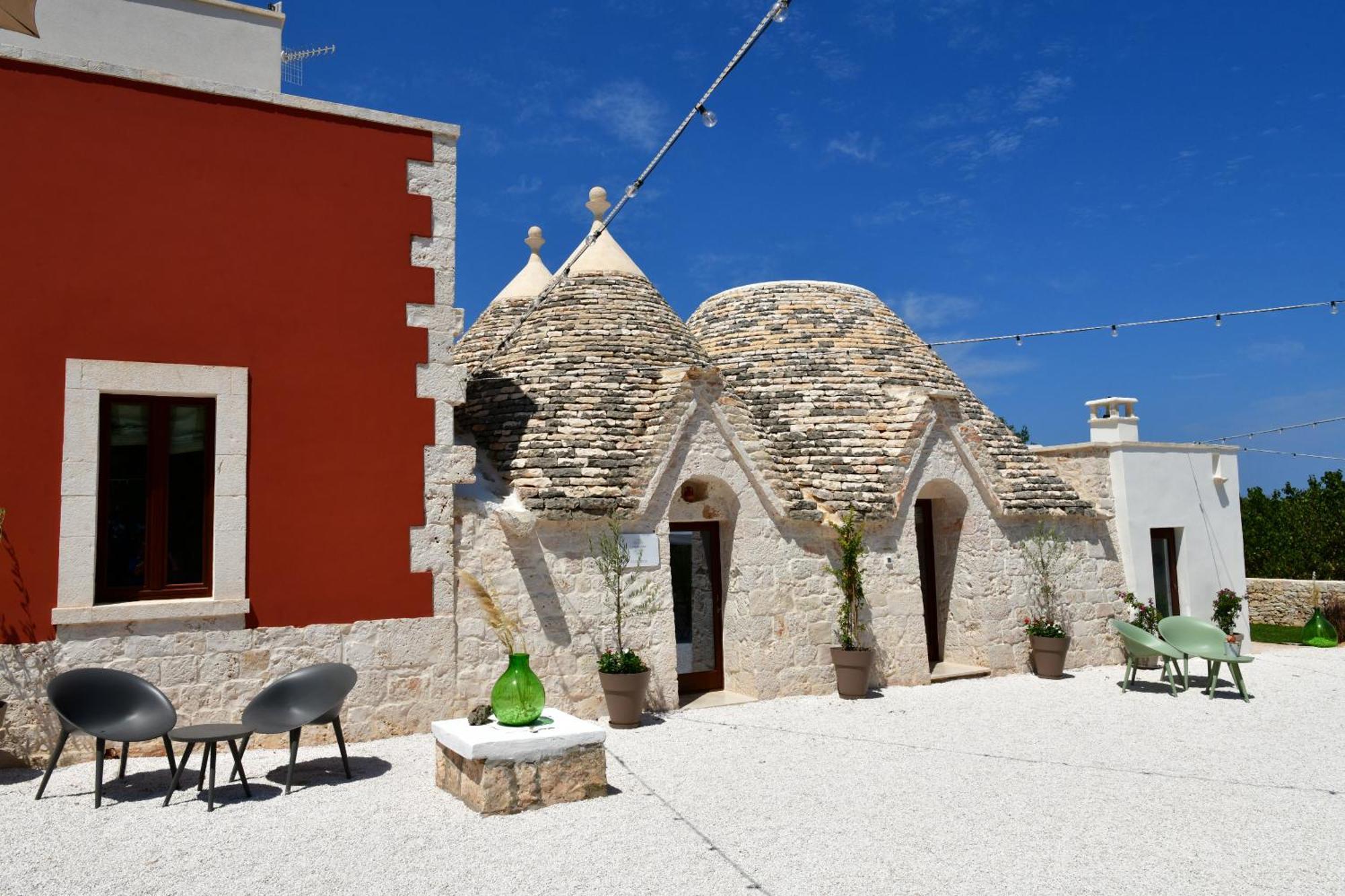 Lamarossa Trulli & Suites Antonelli Екстериор снимка