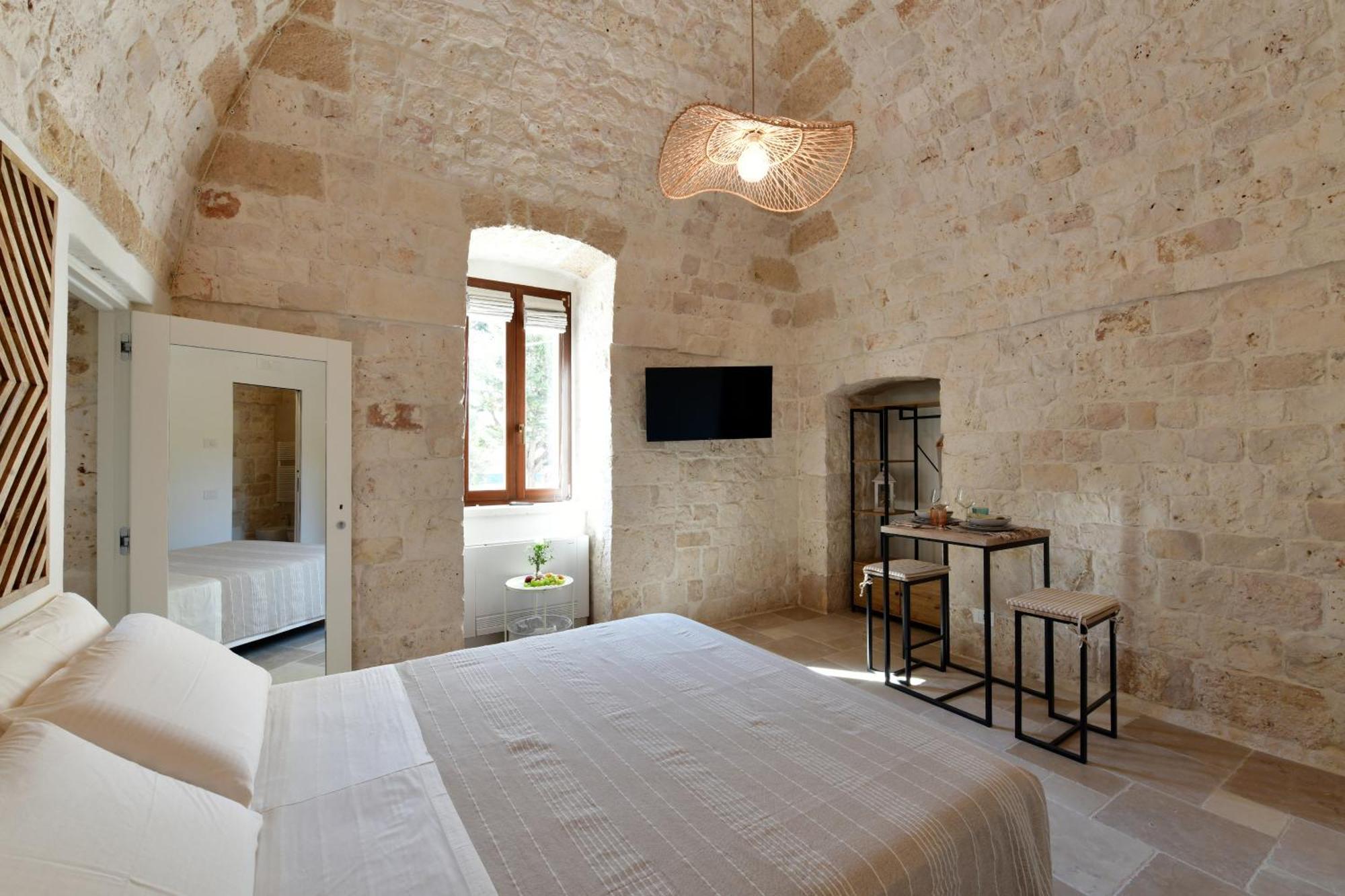 Lamarossa Trulli & Suites Antonelli Екстериор снимка