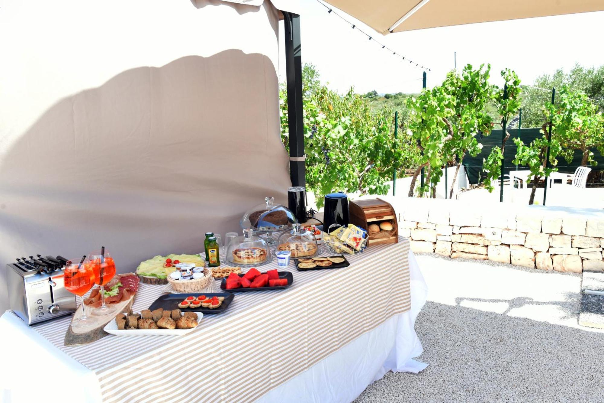 Lamarossa Trulli & Suites Antonelli Екстериор снимка